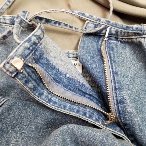 Asymmetrical Denim Skirt - Picture 7 of 8